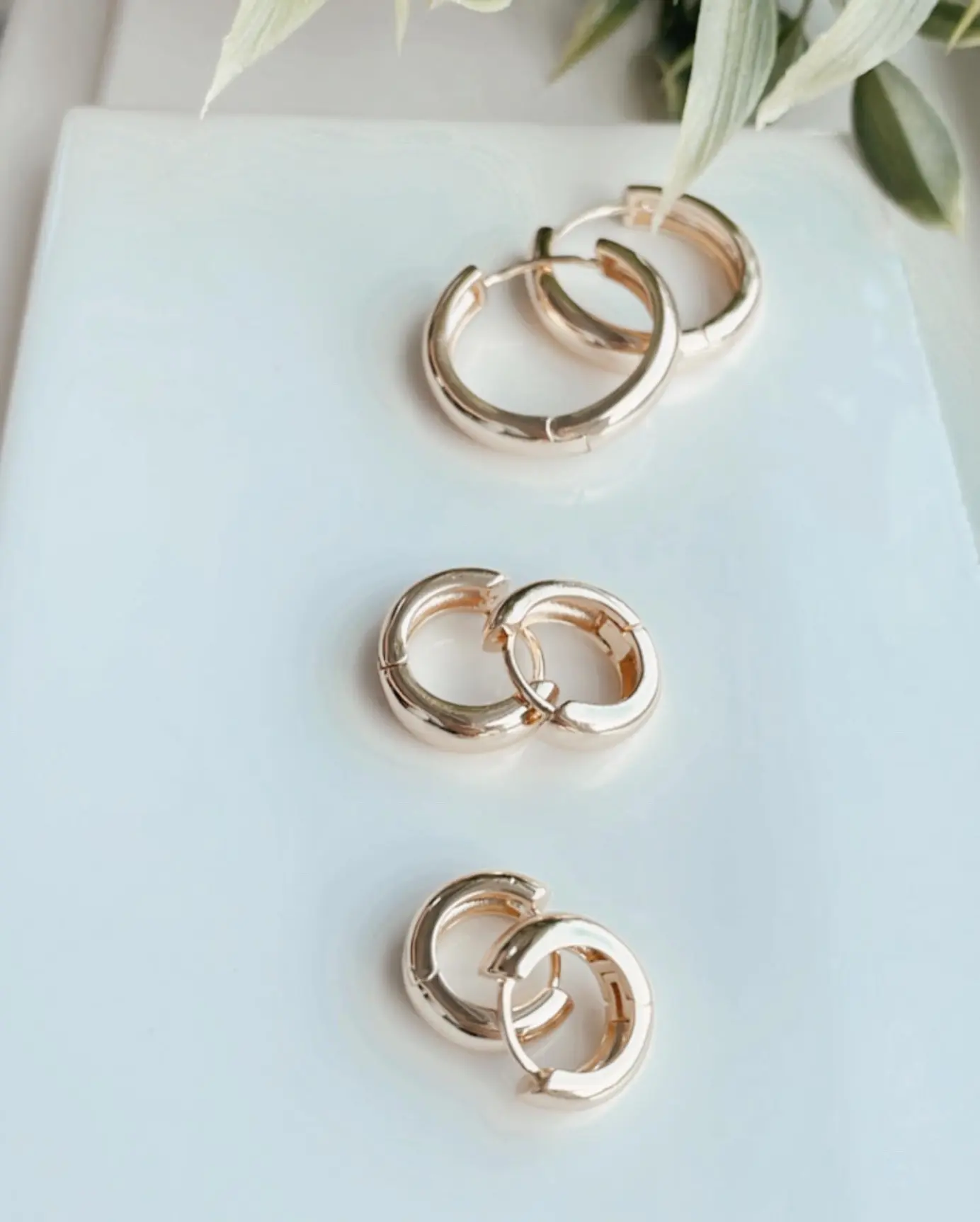 Huggies 14 kt Gold Plated