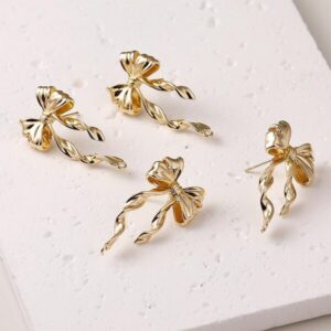 Christmas Bows Large Studs - Gold